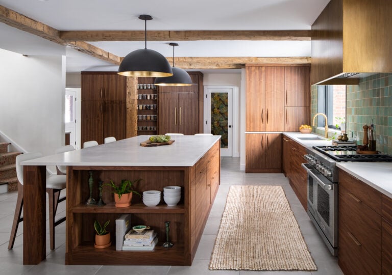 Classic yet modern kitchen with elegant finishes captured by American Architectural Photographer in Ohio