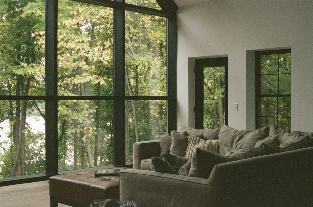 5 Things I Learned from Shooting Interiors and Architectural Photography with Film Cameras 6 Residential interior photography on film